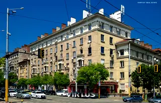 Многостаен апартамент в София, Център