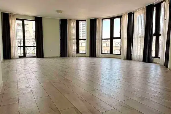 4-bedroom apartment in Plovdiv, Kyrshiyaka