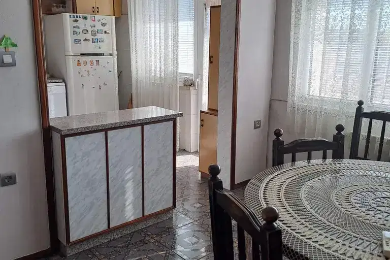 4-bedroom apartment in Haskovo, Ovcharski