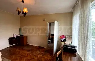 Двустаен апартамент във Велико Търново, Център