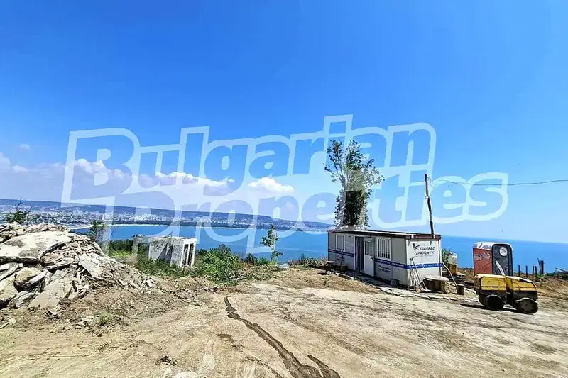 2-стаен апартамент с градина в Галата, Варна