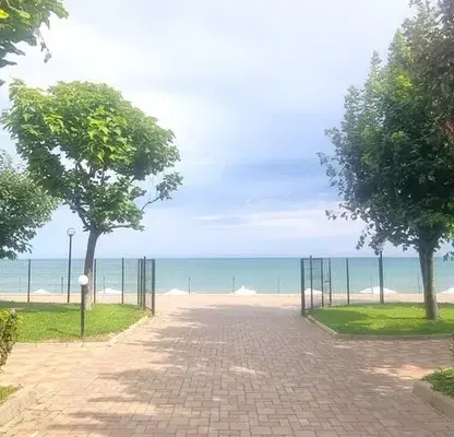 Снимка 3 — Двустаен апартамент в Бургас, Ахелой