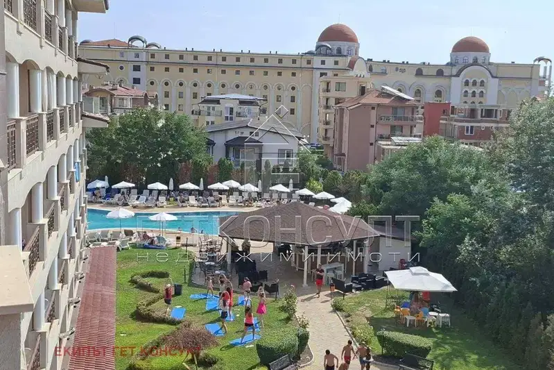 Двустаен апартамент в Бургас, Обзор