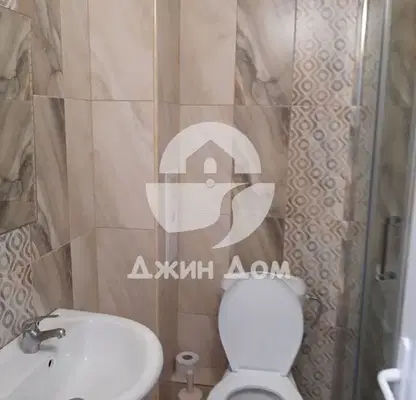 Снимка 5 — Двустаен апартамент в Бургас, Обзор