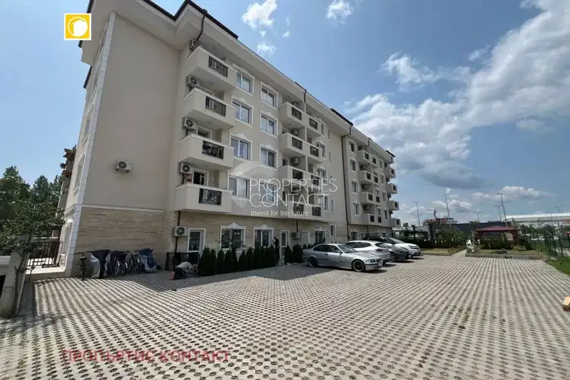 Двустаен апартамент в Бургас, к.к. Слънчев бряг