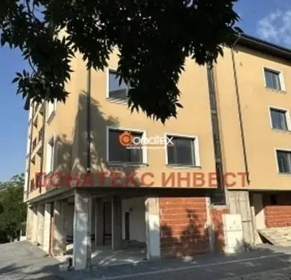 Снимка 3 — Двустаен апартамент в Пловдив, Карлово