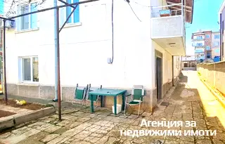 Етаж от къща в Пловдив, Асенов