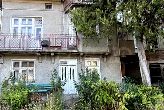 Къща във Велико Търново, Център