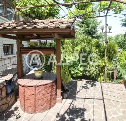 Photo 2 — House in Sofiya, Dragalevci