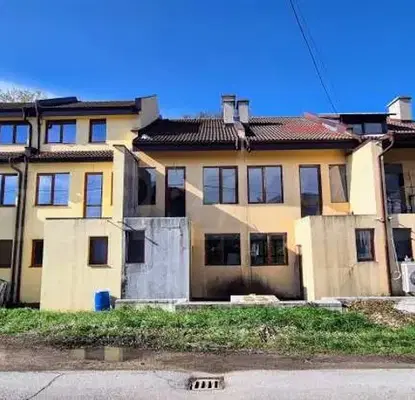 Снимка 2 — Къща в Габрово, Сарани