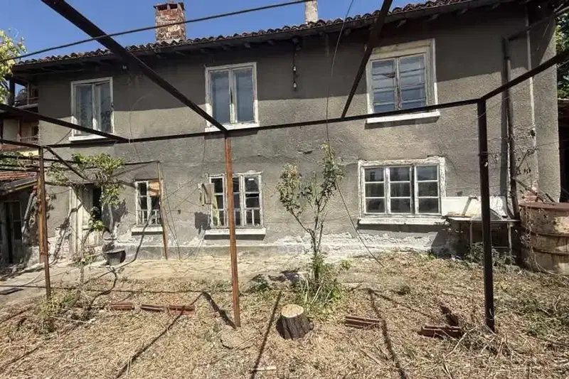 House in Veliko Tyrnovo, Varusha