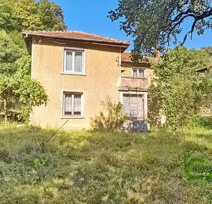 Снимка 2 — Къща в Габрово, Трявна