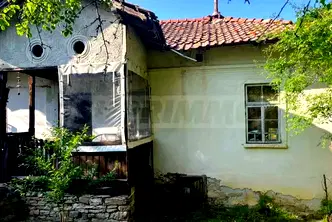 Къща в Ловеч, с. Голям извор