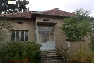 Къща в Плевен, с. Долни Луковит