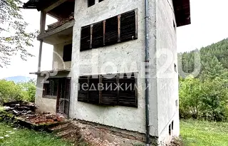 Къща в София, с. Луково