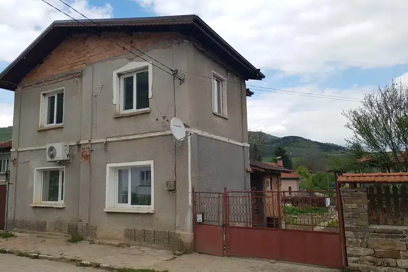 Къща в София, с. Видраре