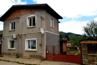 Къща в София, с. Видраре