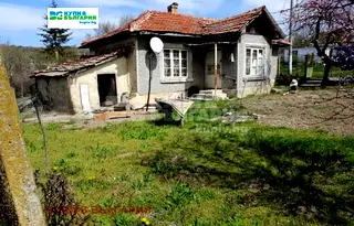 Къща във Варна, с. Бояна