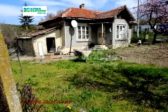 Къща във Варна, с. Бояна