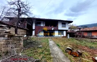Къща във Велико Търново, Елена