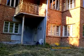 Къща във Велико Търново, с. Дрента
