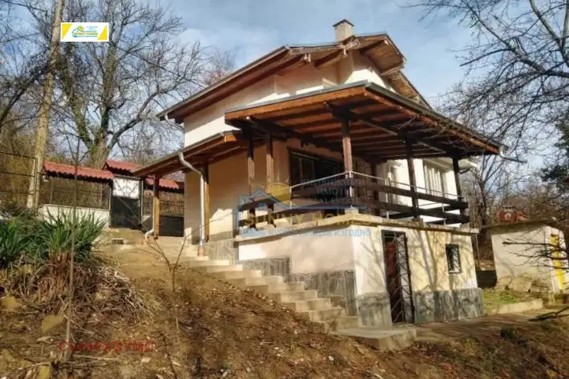 House in Oblast Veliko Tyrnovo, Gabrovci