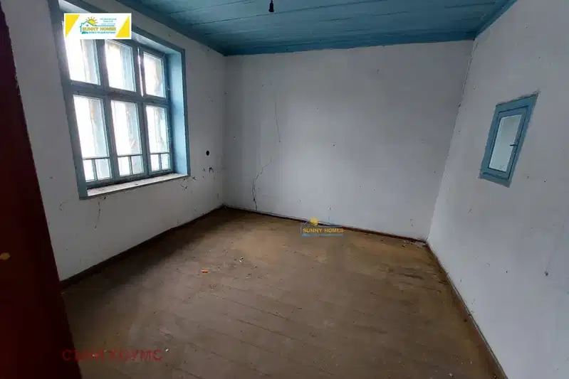 House in Oblast Veliko Tyrnovo, Polikraishte
