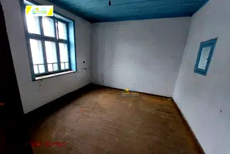 Къща във Велико Търново, с. Поликраище