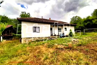 Къща във Враца, с. Царевец