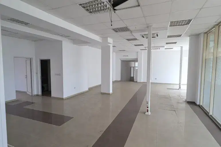 Shop in Veliko Tyrnovo, Centyr