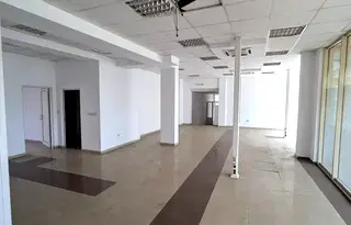 Магазин във Велико Търново, Център