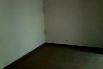 Магазин в Раз, Център