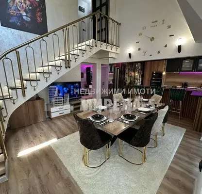 Photo 3 — 5-bedroom apartment in Ruse, Centyr