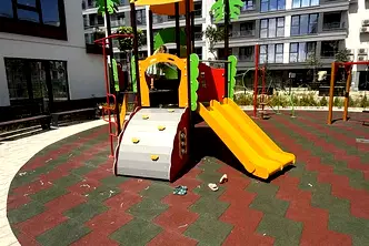 Мезонет с 4 спални в Дървеница, София с голяма тераса