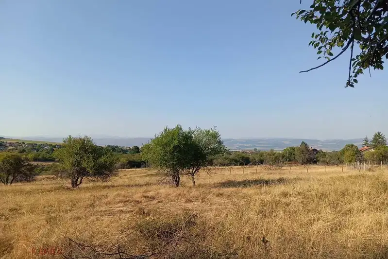 Agricultural Land in област София, Herakovo