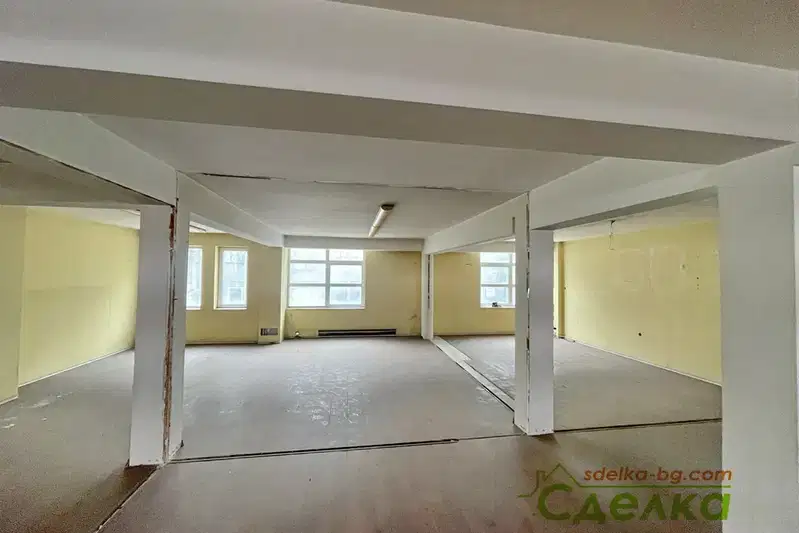 Office in Gabrovo, Centyr