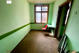 Офис в Габрово, Център