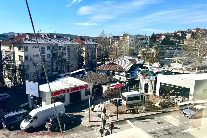 Office in Veliko Tyrnovo, Centyr