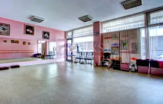 Офис в София, Манастирски ливади