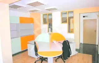 Офис в София, Оборище
