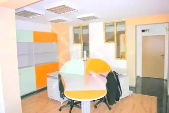 Офис в София, Оборище