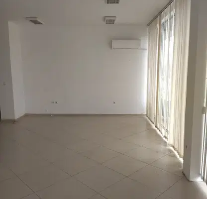 Photo 4 — Office in Kyrdjali, Vyzrojdenci