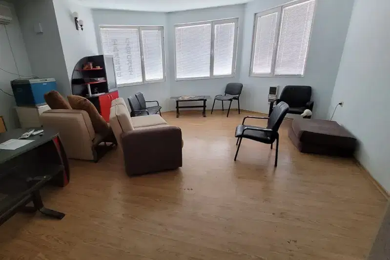 Office in Oblast Veliko Tyrnovo, Gorna Oryahovica
