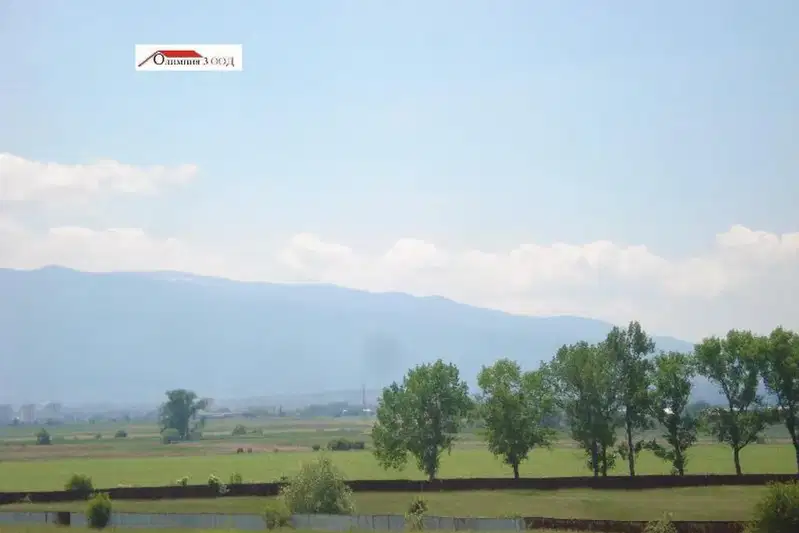 Plot in Mirovyane