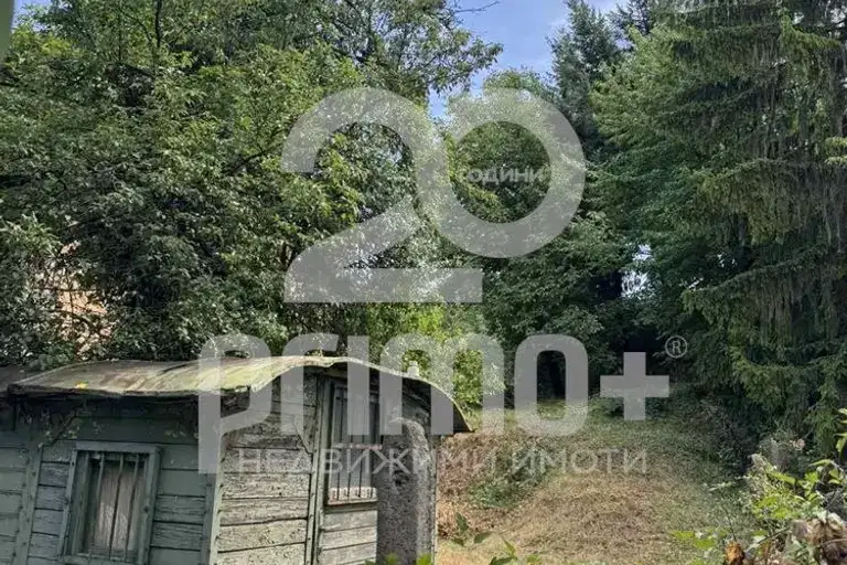Парцел в Банкя