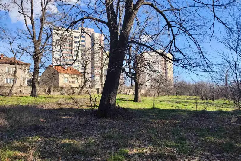 Парцел в Пловдив, Карлово