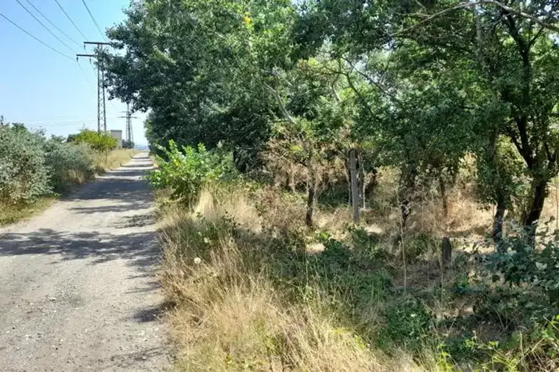 Plot in Plovdiv, Pyrvenec