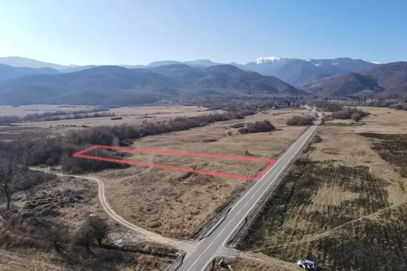 Парцел в София, Долна баня
