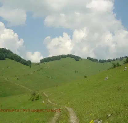 Photo 4 — Plot in област София, Svoge
