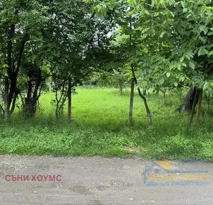 Снимка 2 — Парцел във Велико Търново, с. Козаревец